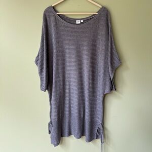 ⭐️ SALE $15 ⭐️ Gap Cotton Striped Textured Batwing Tunic Grey Short Sleeve Top